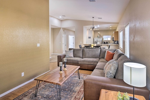 'Stonebridge River Home' in Gated Community!