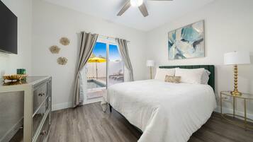 5 bedrooms, desk, iron/ironing board, free WiFi