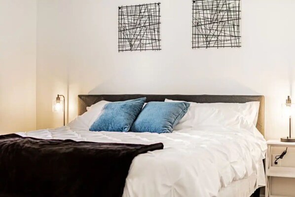 2 多间卧室、办公桌、熨斗/熨衣板、免费 WiFi