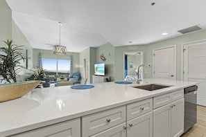 Interior - Luau Beachside Condo With Ocean View at Sandestin Golf & Beach Resort (Miramar)