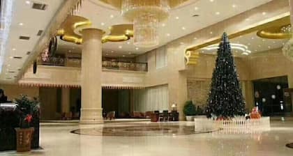 Xingyu Tangsuge Desert Hot Spring Hotel