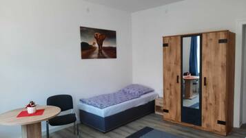 2 bedrooms, free WiFi