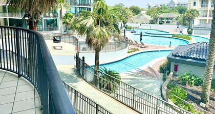 Luxurious Pet Friendly Unit On The Second Floor With Unbelievable Views!