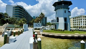 Exterior - Premiere Pet Friendly 2nd Floor Unit W/ Lazy River Indoor Pools & Gulf Views (Orange Beach)