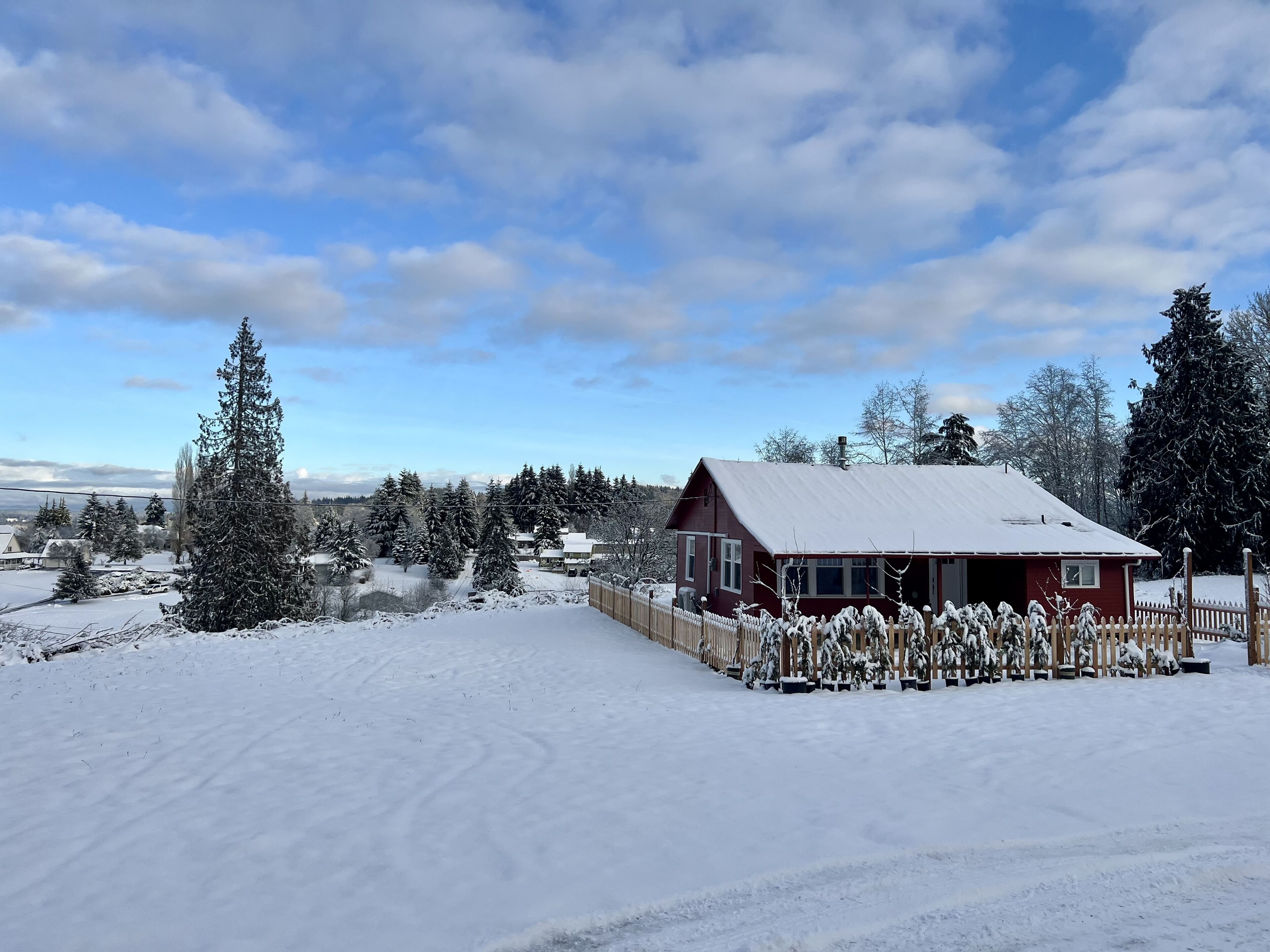 Historic Cottage with Mountain Views