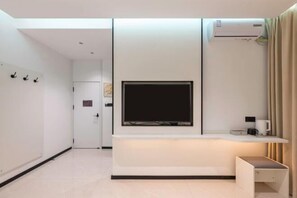 Room - Bowen Elegant Hotel (Dunhuang Night Market Shop) (Dunhuang)