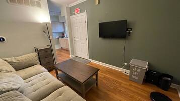 Shared Dormitory, 1 Bedroom | Living room