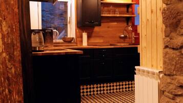 Apartment, 1 Bedroom, City View | Interior