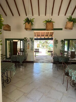 Restaurant - Finca Hotel Guadalupe (Santa Fe de Antioquia)