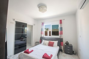 Villa, 3 chambres, piscine privée, vue jardin