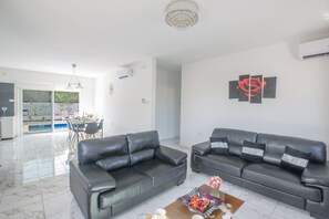 Villa, 3 Bedrooms, Private Pool, Garden View | Interior - Protaras Holiday Villa Gd44 (Paralimni)