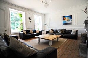 House, Multiple Bedrooms | Interior - Manor House Moreton - Entire Holiday Home (Dorchester)