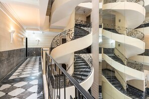 Apartment, 2 Bedrooms, Accessible, Smoking | Property entrance - "superbe Appart Méga Terrasse Piscine +big Jardin" (Marrakech)