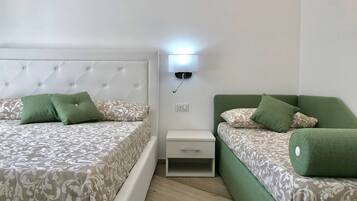 Apartemen, 1 kamar tidur, balkon, pemandangan sungai | 1 kamar tidur