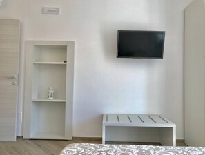 Departamento, 1 habitación, balcón, vista al río | 1 habitación