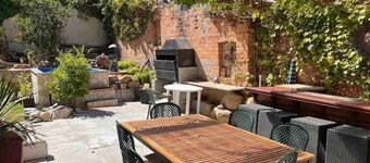 Room-living In Camps Bay Summer