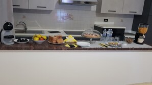 Shared Dormitory, 2 Bedrooms, Balcony | Dining room - Room-b&b A Casa di Anto Eboli Vicino al (Eboli)