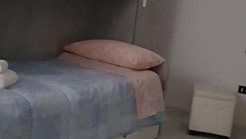 Gemeinsamer Schlafsaal, 2 Schlafzimmer, Balkon