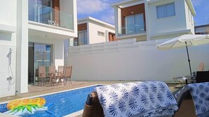 Unclassified image, 2 of 28, button - Beautiful Detached Modern Villa With Pool (Paralimni)