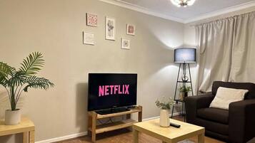 House, 2 Bedrooms | Room amenity