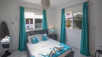 Villa, 3 camere da letto, piscina privata, vista giardino | 3 camere