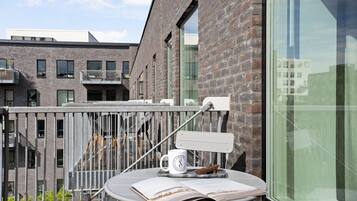 Apartment, 1 Bedroom, Balcony, City View | Balcony