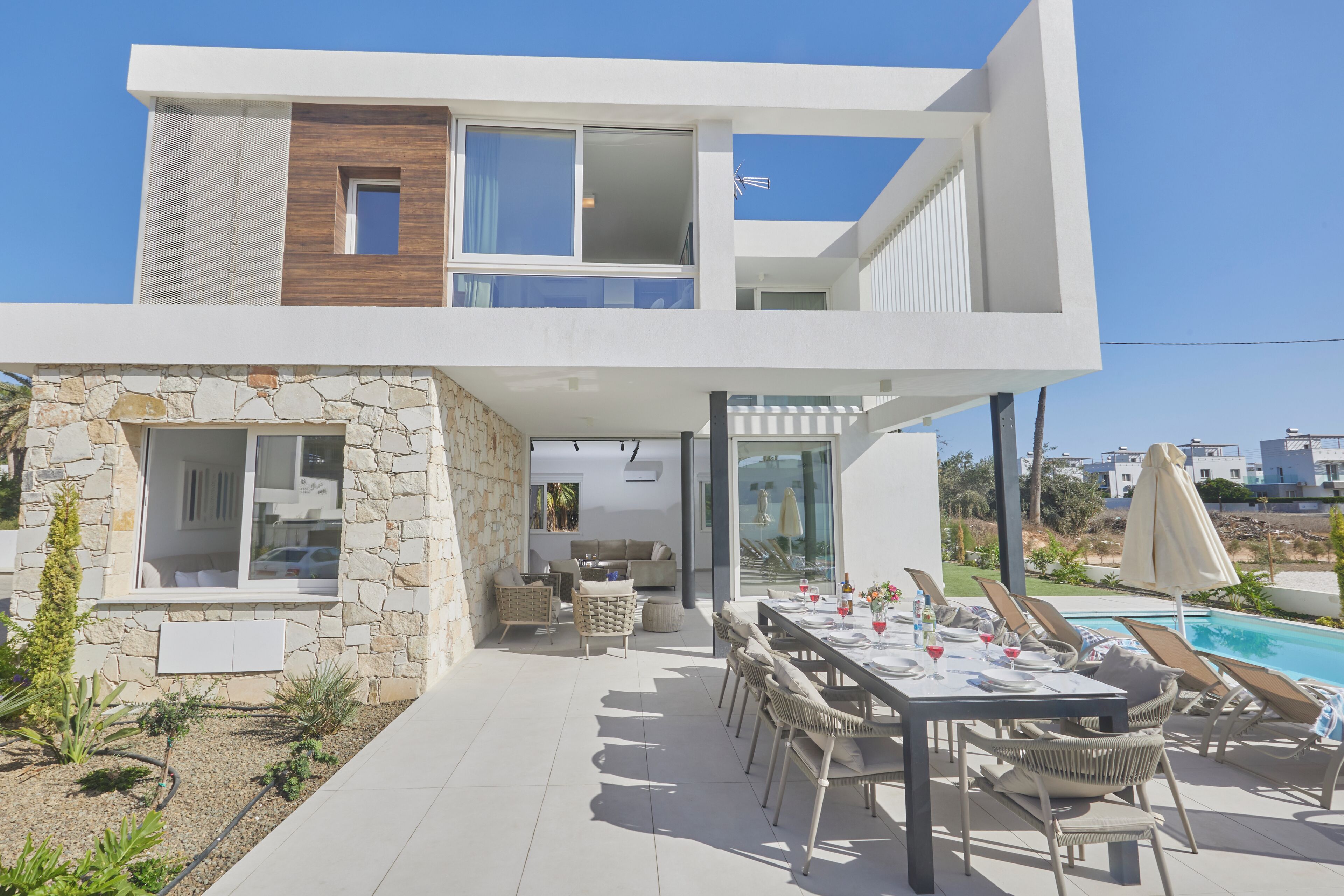 Vila, 5 quartos, para fumantes, piscina particular | Fachada
