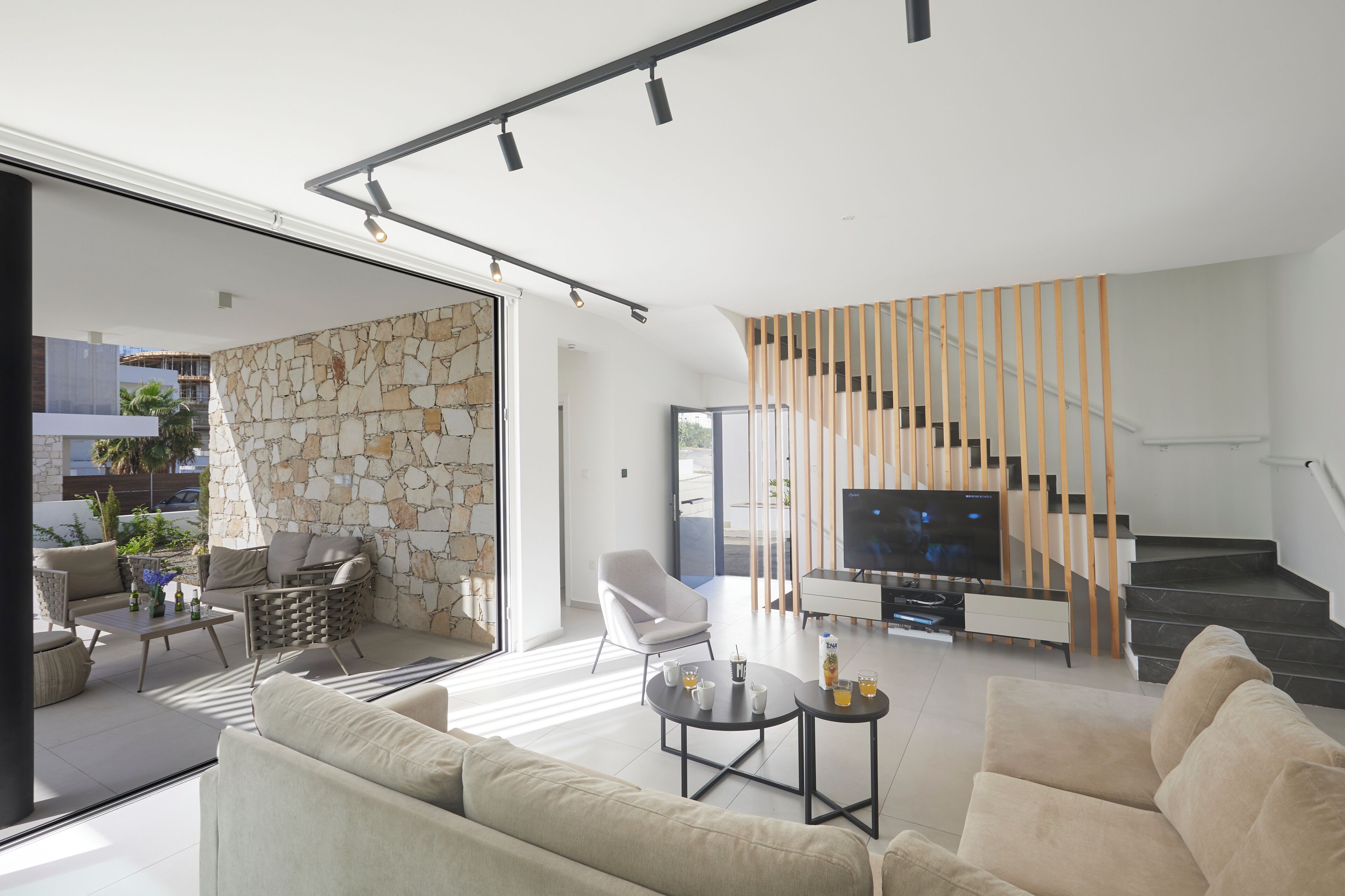 Villa, 5 Bedrooms, Smoking, Private Pool | Living room