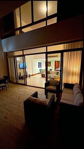 Apartment, 2 Bedrooms, Accessible, Smoking | Exterior