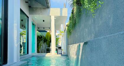 Stylish 3br Pool Villa Walk to Beautiful Naiyang Beach