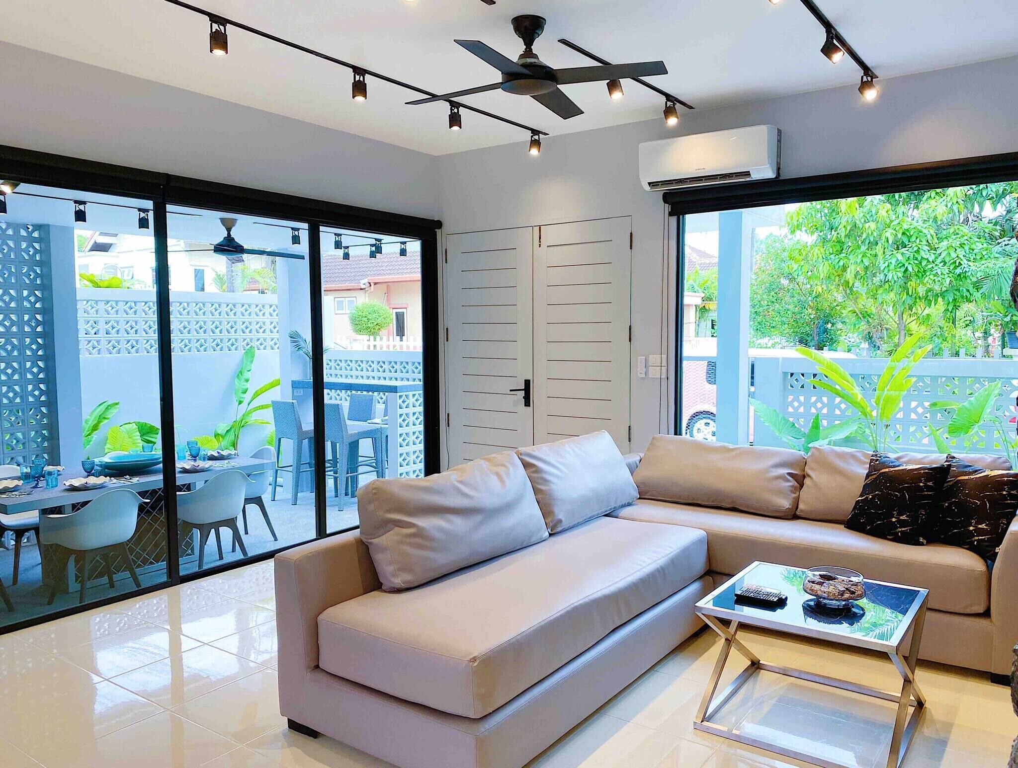 House, 3 Bedrooms, Smoking, Private Pool | Lounge