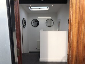 Casa, 6 habitaciones, balcón, vista a la ciudad | Interior