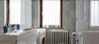 Bed Breakfast In Vino Veritas, Relax and Quiet Above the Marches Hills