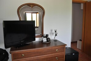 Room, 1 Bedroom, Fireplace, Garden View | Room amenity - Bed Breakfast In Vino Veritas, Relax and Quiet Above the Marches Hills (Arcevia)
