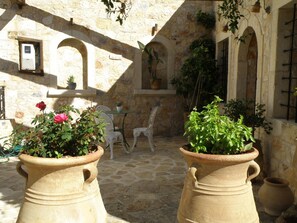 Studio | Terrace/patio