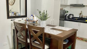 Studio, 1 Bedroom | Tempat makan