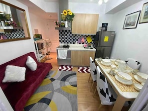 Apartment | Dining