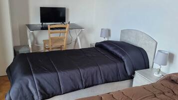 Phòng tập thể, 1 phòng ngủ, hút thuốc, ban công | 1 phòng ngủ