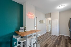 Interior - YOUR Home away from Home | Near Capitol Hill | King Bed | BoardGames (Seattle)