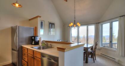 Saddleback - Rock Pond Condo 67 - ski in/out