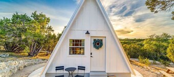 La Fortuna | 11-Acre Retreat + Pool & Tipis