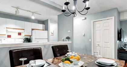 Pet Friendly - Mountain Views - 2 Bedroom - Central - Workspace