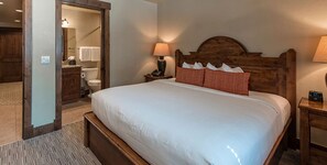 1 bedroom, in-room safe, desk, iron/ironing board