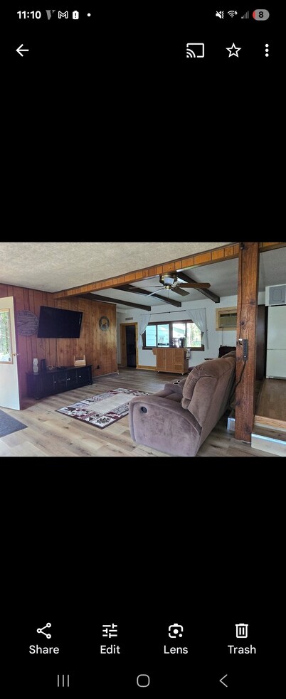 Quiet Cabin on the Thunder Bay River