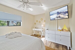 2 Schlafzimmer, Zimmersafe, Schreibtisch, Bügeleisen/Bügelbrett