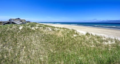 Breathtaking Views of Cape Cod Bay and Scorton Creek, a Perfect Location