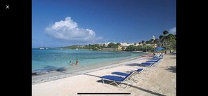 On the beach - Ritz Carlton St Thomas 2 bedroom beachfront residence (St Thomas)