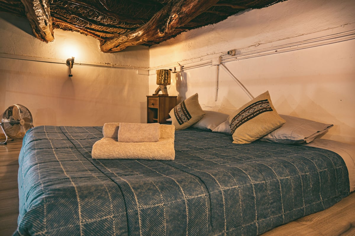 Estudio de diseñador | Wifi gratis y ropa de cama