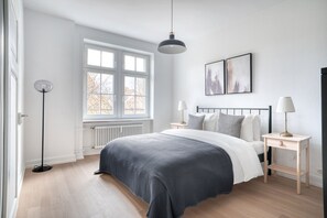 2 soverom, strykejern/-brett, wi-fi og sengetøy