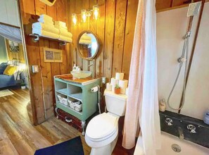 Combined shower/bathtub